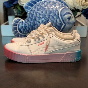 P10 PUMA Carina 2.0 Leather Sneakers